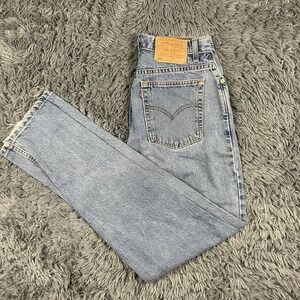 Vintage Levi's 550 Women's 28x32 Jeans 12L Light Wash Blue Denim Relaxed Fit 90s